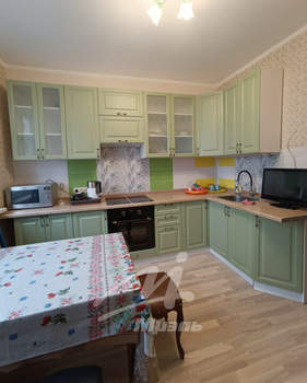 3-к квартира, вторичка, 82м2, 11/17 этаж