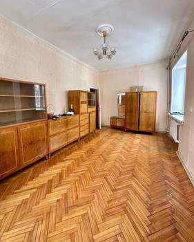 2-к квартира, вторичка, 63м2, 3/3 этаж