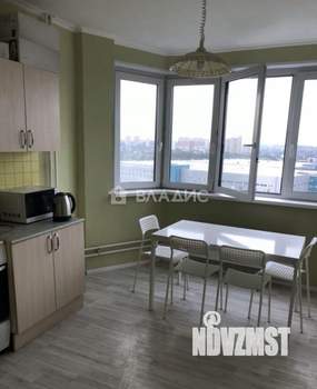 3-к квартира, вторичка, 76м2, 10/17 этаж