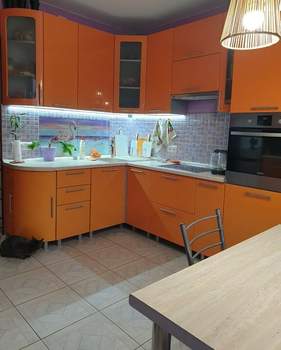 3-к квартира, вторичка, 74м2, 8/17 этаж