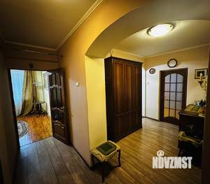 2-к квартира, вторичка, 70м2, 3/10 этаж