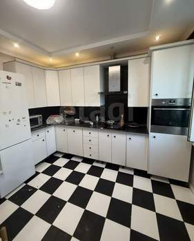 3-к квартира, вторичка, 89м2, 12/17 этаж