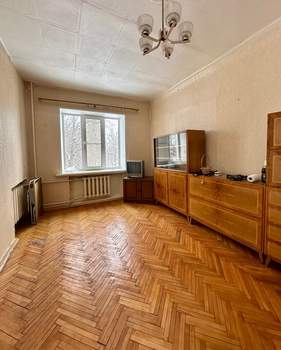 2-к квартира, вторичка, 63м2, 3/3 этаж