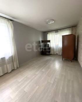 2-к квартира, вторичка, 43м2, 4/4 этаж