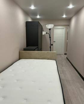 3-к квартира, вторичка, 56м2, 1/4 этаж