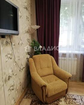 3-к квартира, вторичка, 77м2, 1/3 этаж