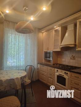 2-к квартира, вторичка, 50м2, 1/9 этаж