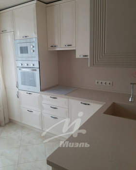 3-к квартира, вторичка, 83м2, 10/17 этаж