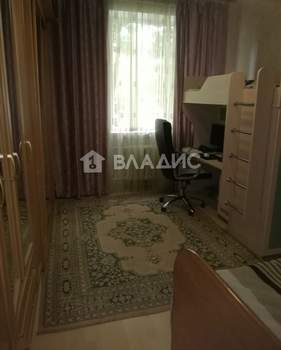 3-к квартира, вторичка, 77м2, 1/3 этаж