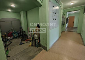 2-к квартира, вторичка, 64м2, 1/17 этаж