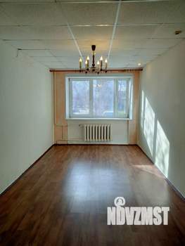 3-к квартира, вторичка, 58м2, 1/5 этаж