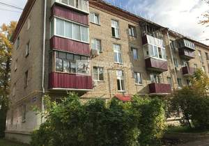 2-к квартира, вторичка, 44м2, 1/4 этаж