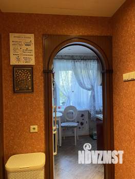 2-к квартира, вторичка, 42м2, 1/9 этаж