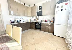 2-к квартира, вторичка, 62м2, 10/12 этаж