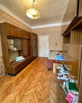 2-к квартира, вторичка, 63м2, 3/3 этаж