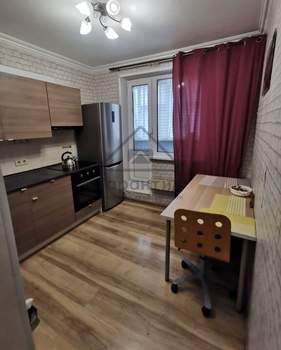 2-к квартира, вторичка, 52м2, 1/12 этаж