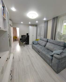 2-к квартира, вторичка, 38м2, 3/5 этаж