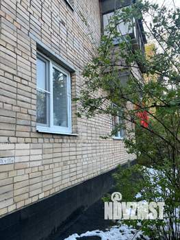 2-к квартира, вторичка, 42м2, 1/9 этаж