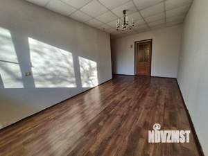 3-к квартира, вторичка, 58м2, 1/5 этаж