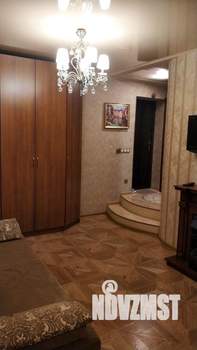 2-к квартира, вторичка, 40м2, 1/4 этаж