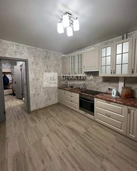 3-к квартира, вторичка, 78м2, 9/17 этаж