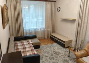 3-к квартира, вторичка, 74м2, 1/3 этаж