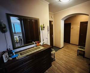 2-к квартира, вторичка, 70м2, 3/10 этаж