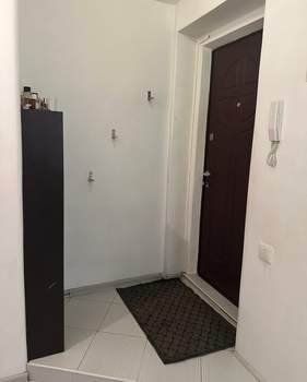 3-к квартира, вторичка, 56м2, 1/5 этаж
