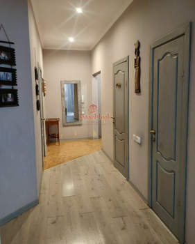 3-к квартира, вторичка, 108м2, 1/6 этаж