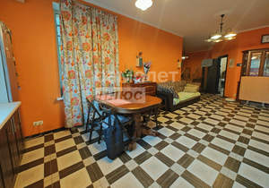 3-к квартира, вторичка, 158м2, 1/3 этаж
