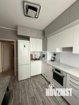 1-к квартира, вторичка, 40м2, 13/18 этаж