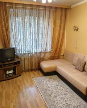 3-к квартира, вторичка, 74м2, 1/3 этаж