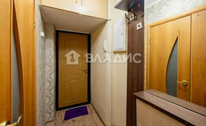 2-к квартира, вторичка, 45м2, 1/5 этаж