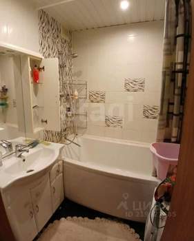 2-к квартира, вторичка, 61м2, 8/14 этаж