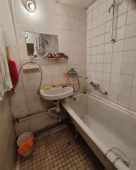 3-к квартира, вторичка, 60м2, 1/5 этаж