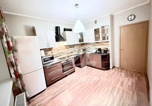 2-к квартира, вторичка, 71м2, 7/14 этаж