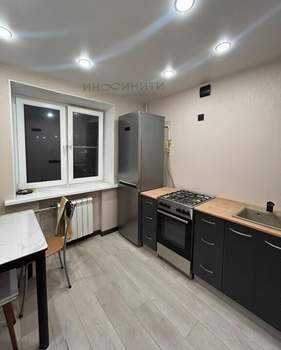 3-к квартира, вторичка, 56м2, 1/4 этаж