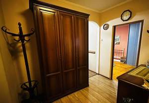 2-к квартира, вторичка, 70м2, 3/10 этаж