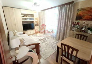 2-к квартира, вторичка, 42м2, 1/9 этаж