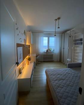 2-к квартира, вторичка, 65м2, 10/17 этаж