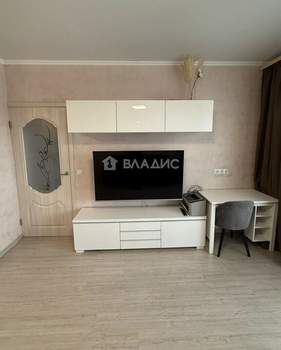 1-к квартира, вторичка, 40м2, 13/18 этаж