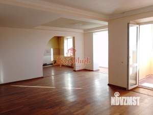 Студия квартира, вторичка, 312м2, 12/13 этаж