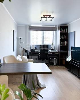 1-к квартира, вторичка, 46м2, 13/18 этаж