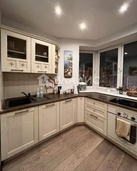 3-к квартира, вторичка, 76м2, 16/17 этаж