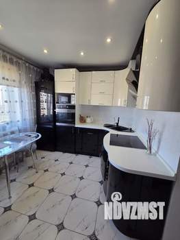 2-к квартира, вторичка, 61м2, 11/17 этаж