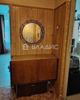 4-к квартира, вторичка, 63м2, 2/9 этаж