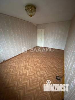 4-к квартира, вторичка, 58м2, 5/5 этаж