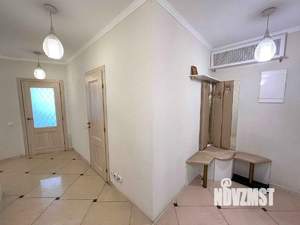 2-к квартира, вторичка, 66м2, 7/18 этаж