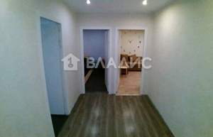 3-к квартира, вторичка, 74м2, 1/17 этаж