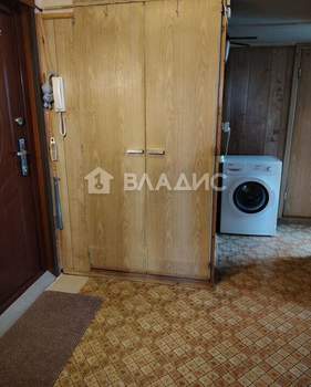 4-к квартира, вторичка, 63м2, 2/9 этаж